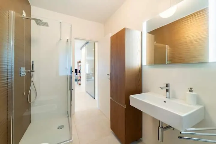 Villa Incanto Mezzegra 0*,
